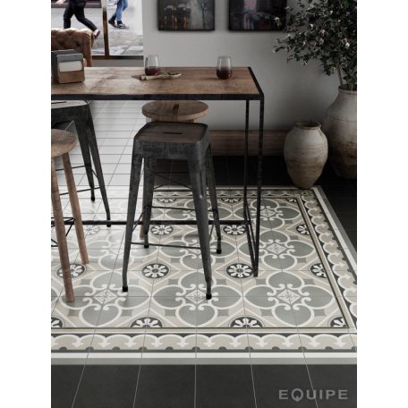 Equipe Caprice Chatelet Border 20x20