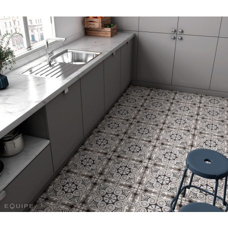 Art Nouveau Opera Grey 20x20